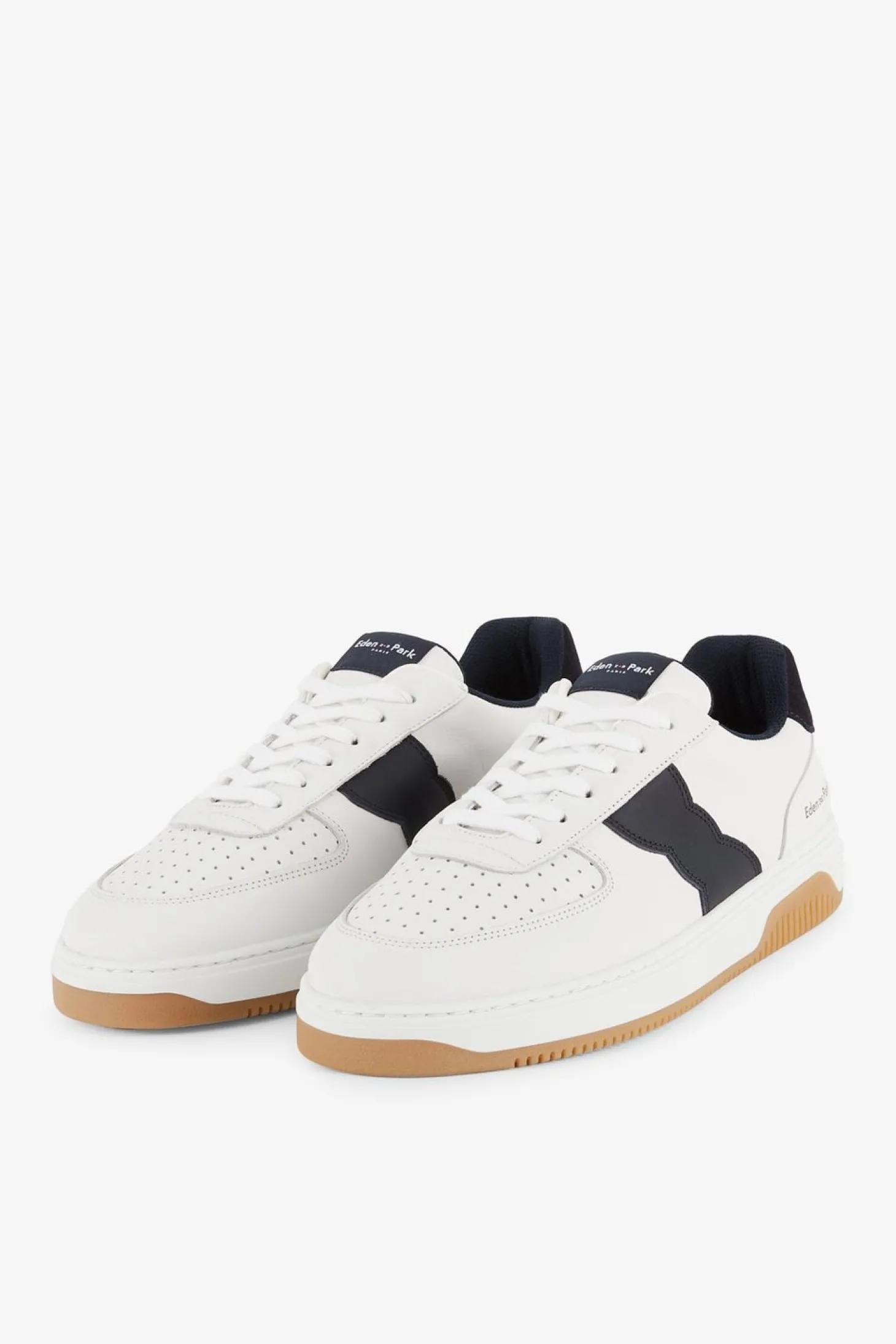 Baskets Blanches Bicolores En Cuir
