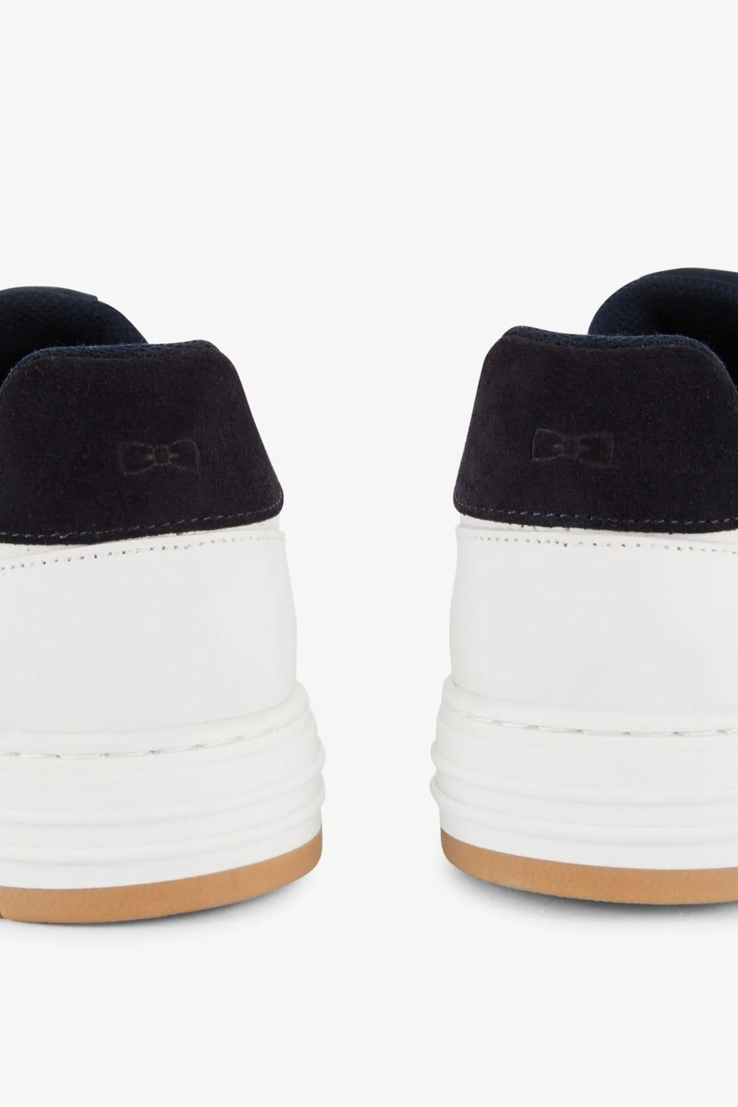 Baskets Blanches Bicolores En Cuir
