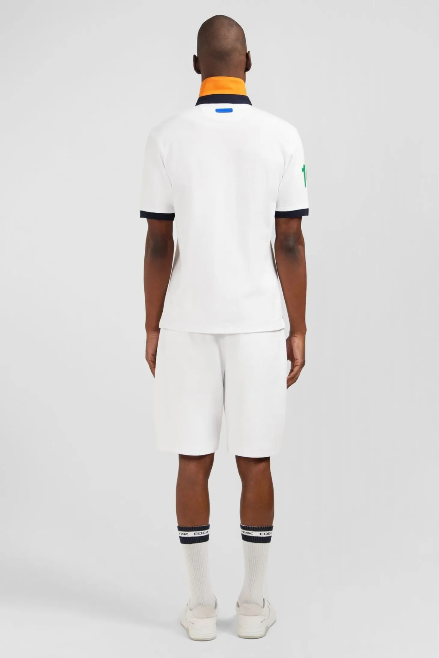 Maillot Blanc A Manches Courtes