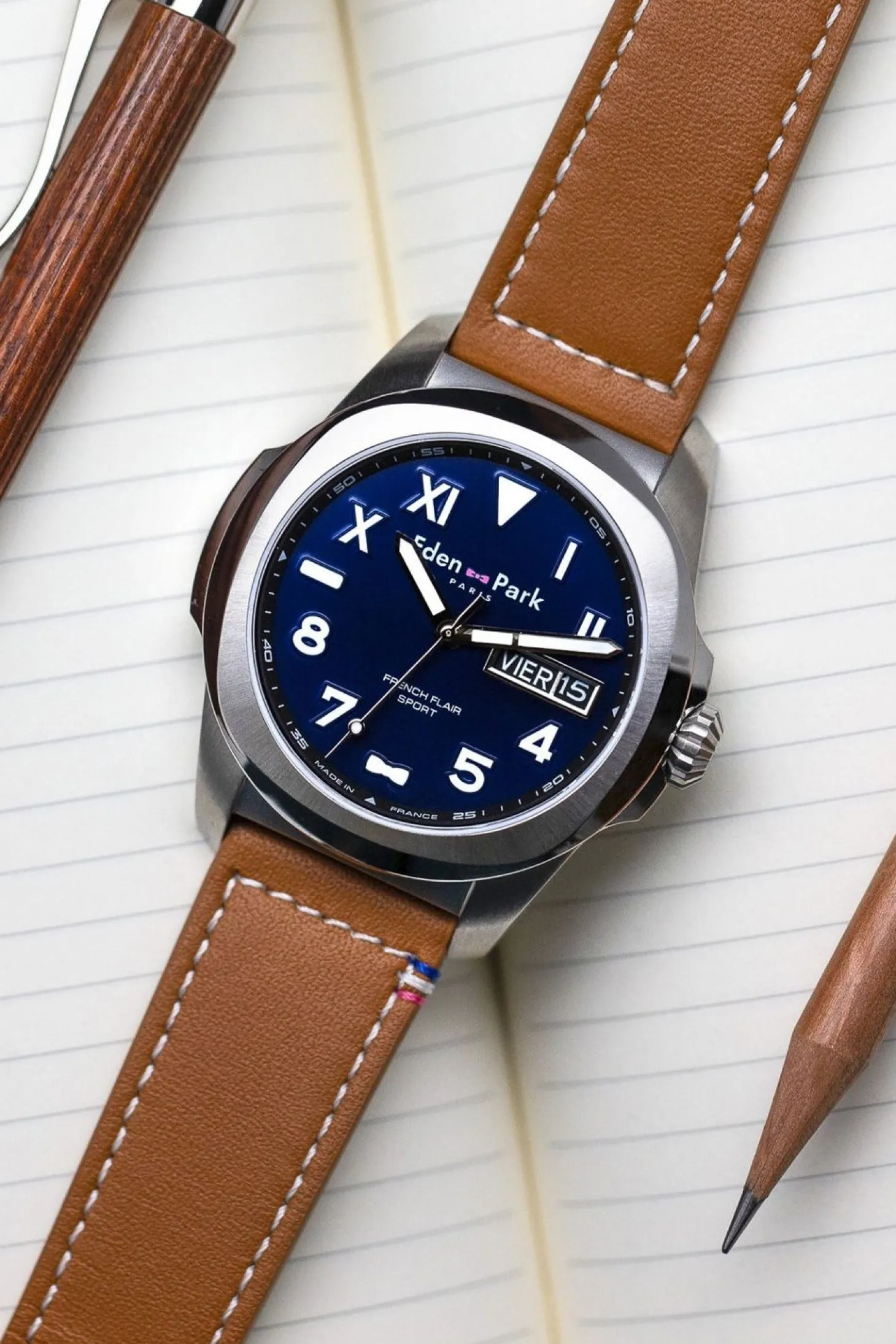 Montre A Quartz En Cuir Marron