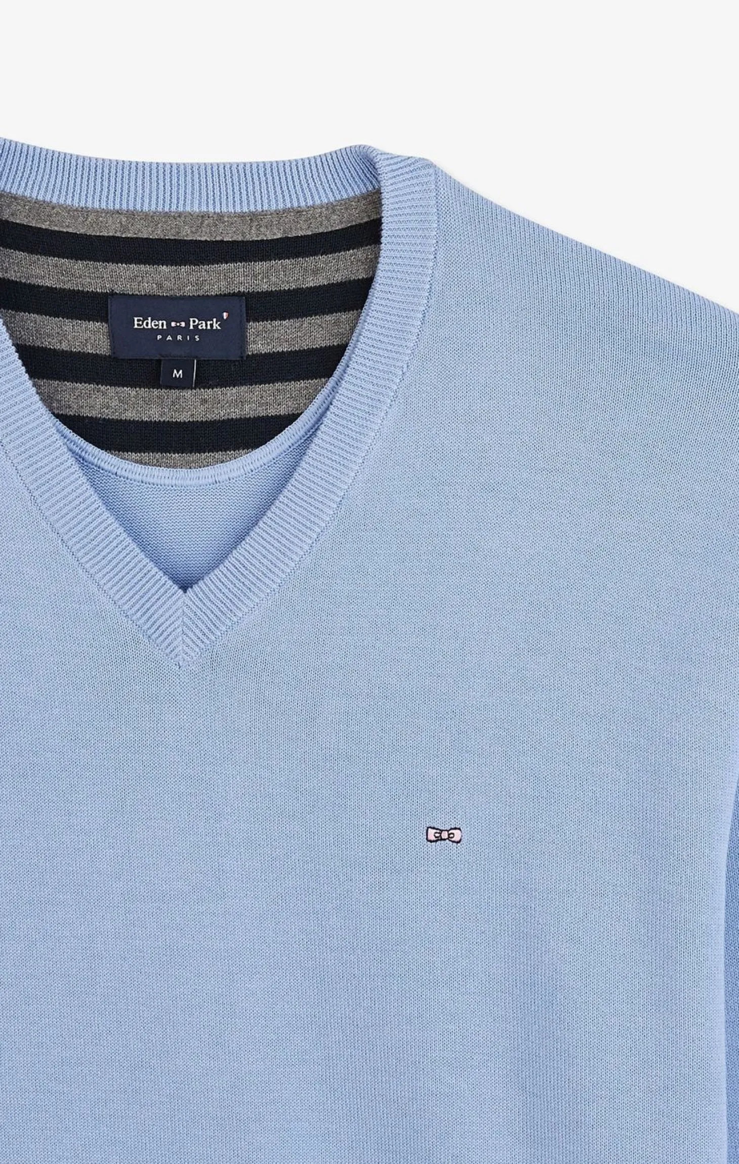 Pull Bleu A Col V En Coton