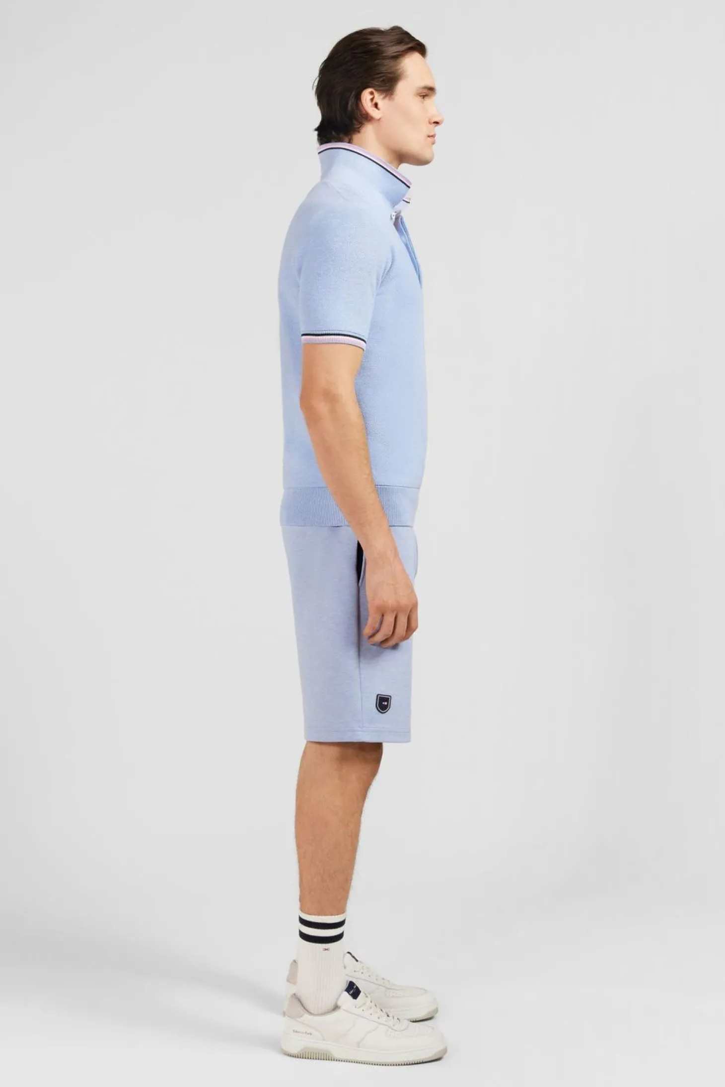 Pull Bleu Clair A Manches Courtes
