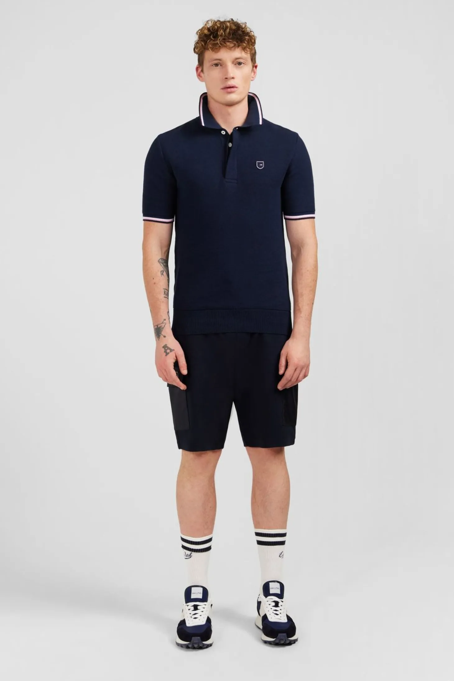 Pull Bleu Marine A Manches Courtes