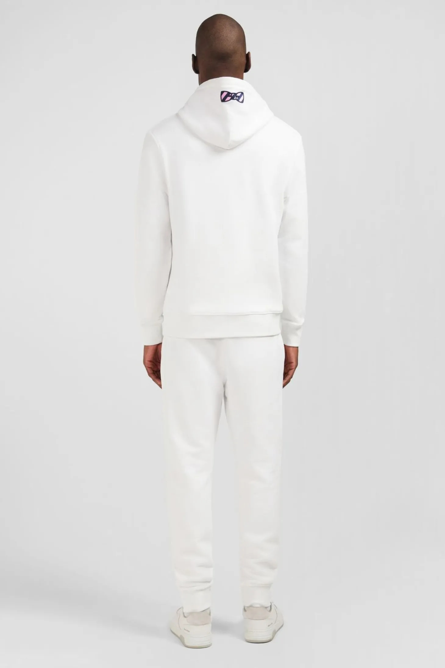 Sweat Blanc A Capuche