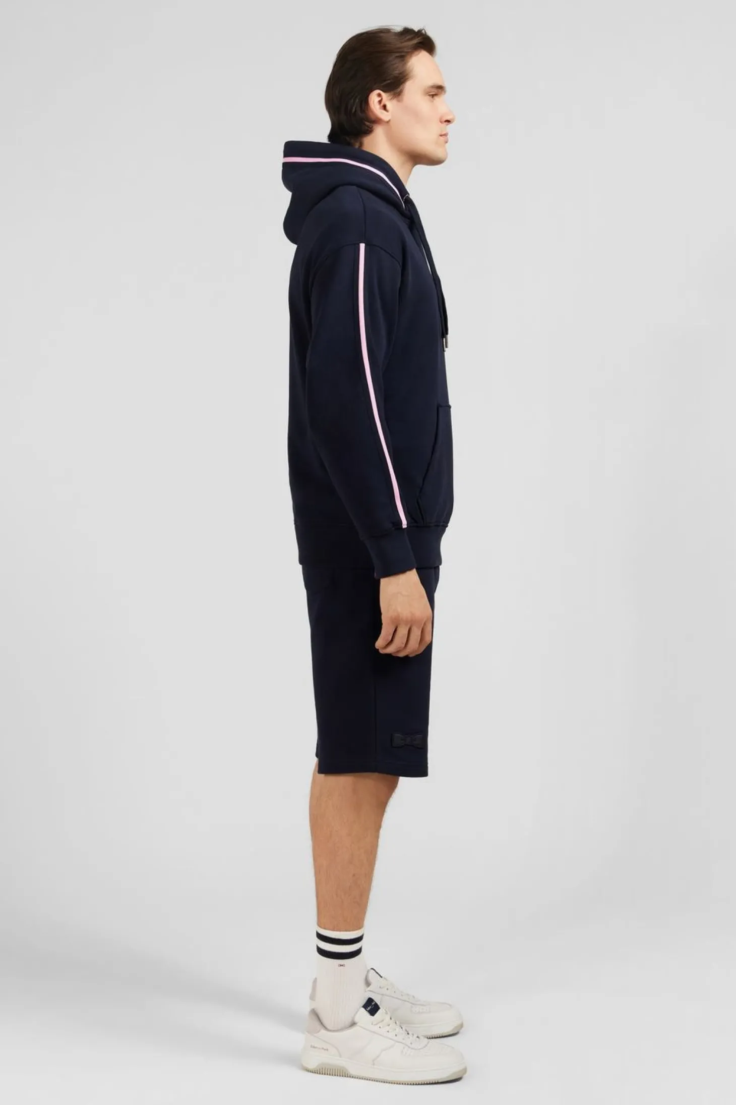 Sweat Bleu Marine A Capuche