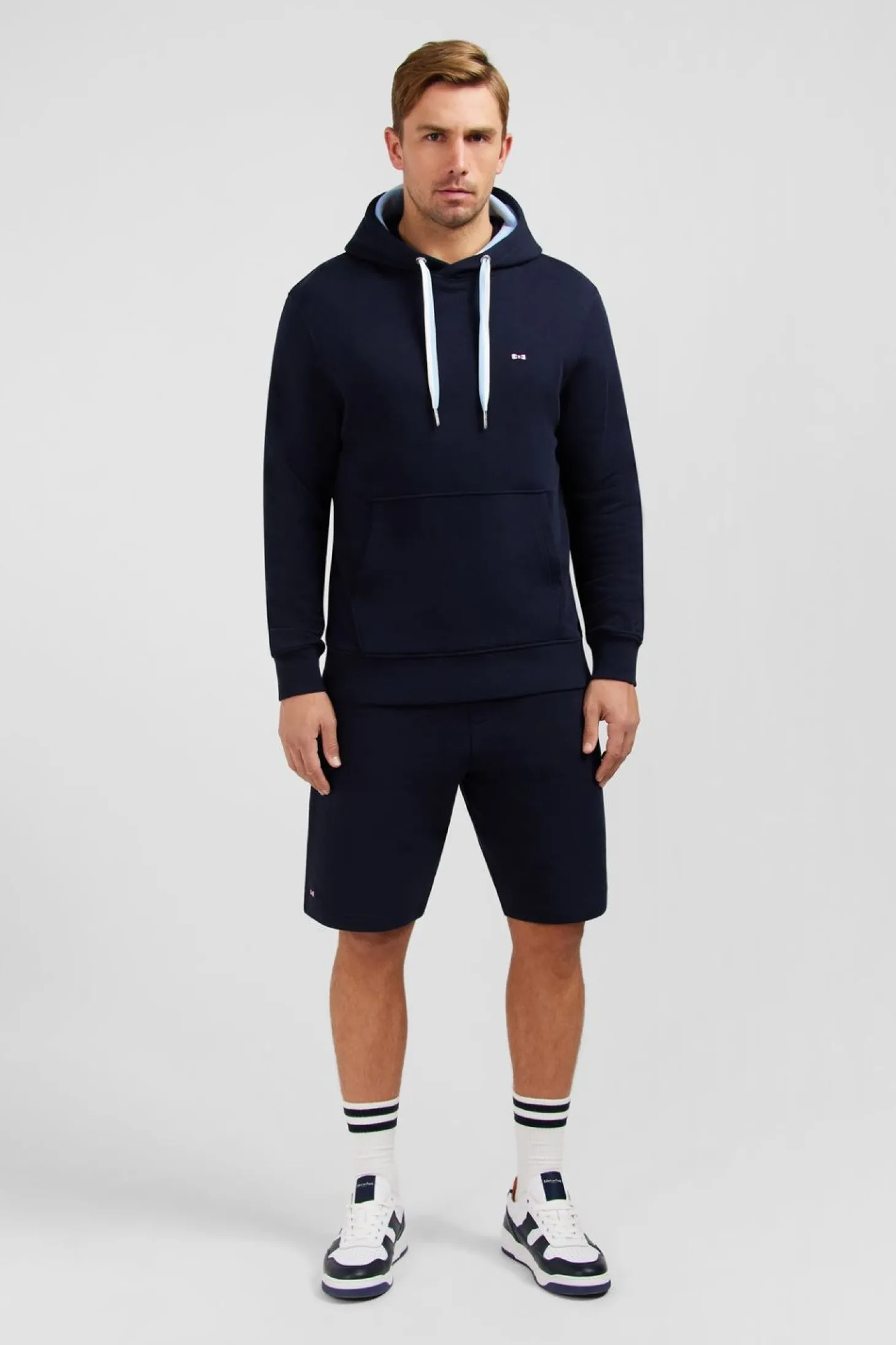 Sweat Bleu Marine A Capuche
