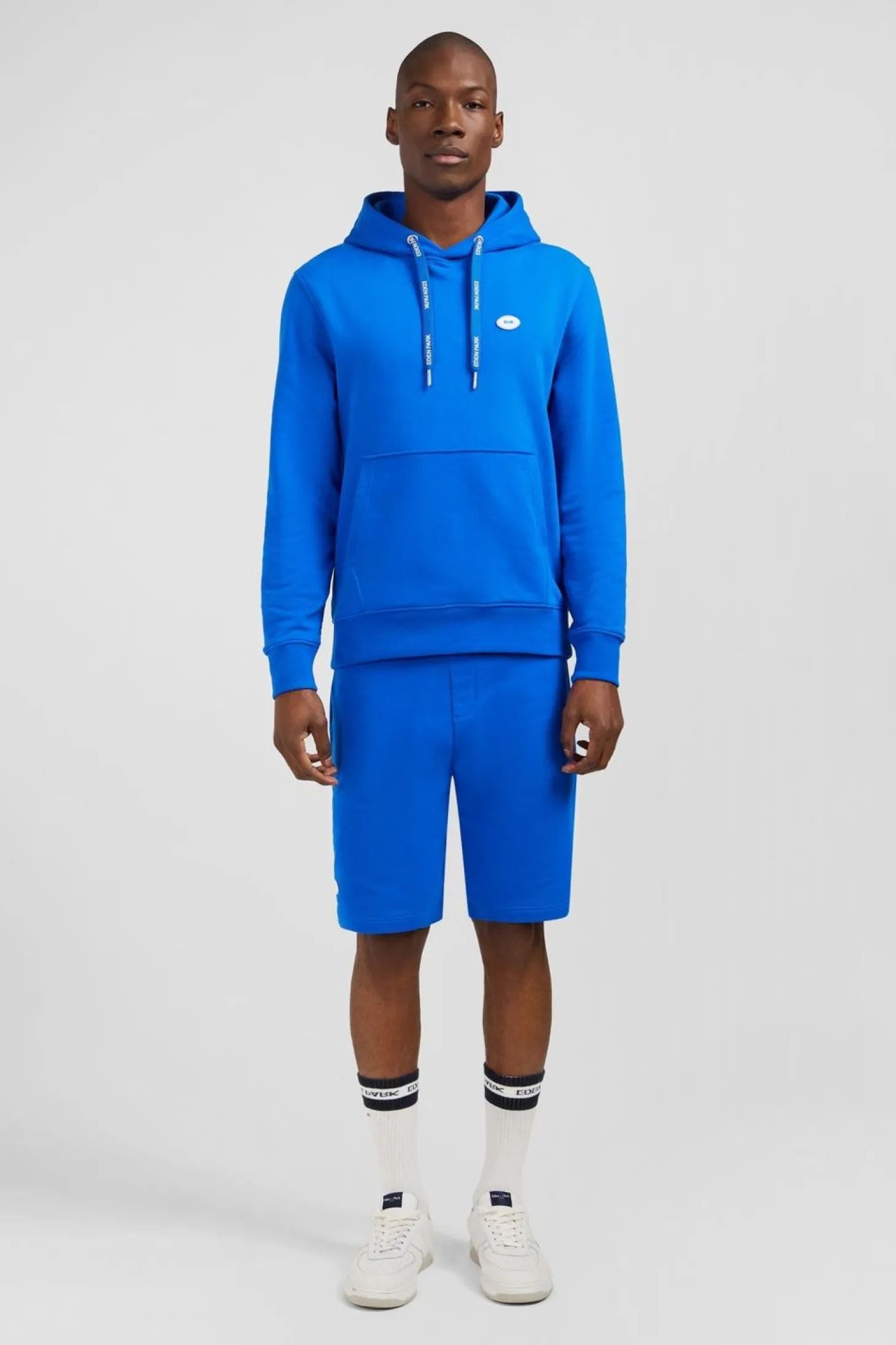Sweat Bleu Uni A Capuche