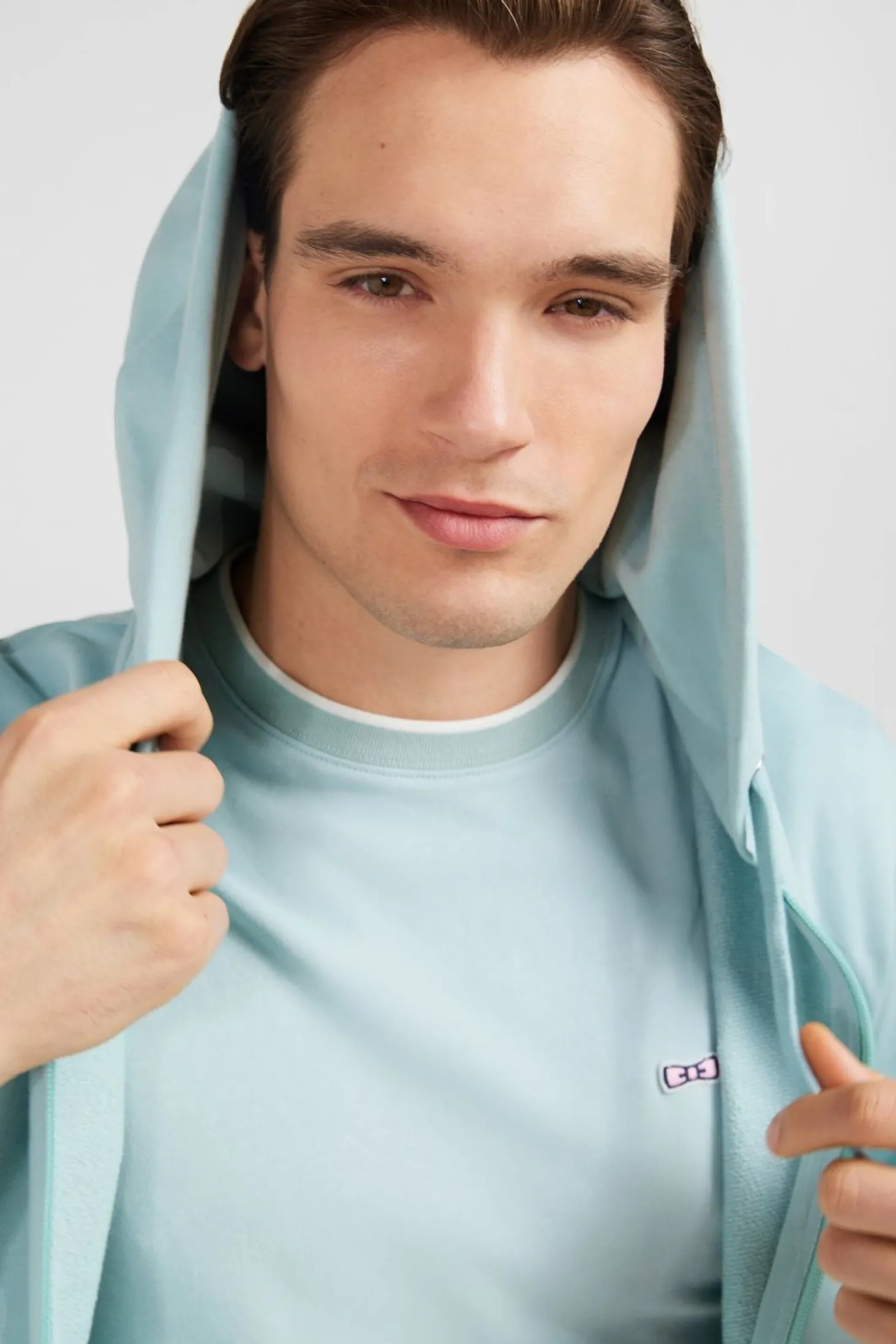 Sweatshirt A Capuche En Molleton Vert Embleme Noeud Papillon