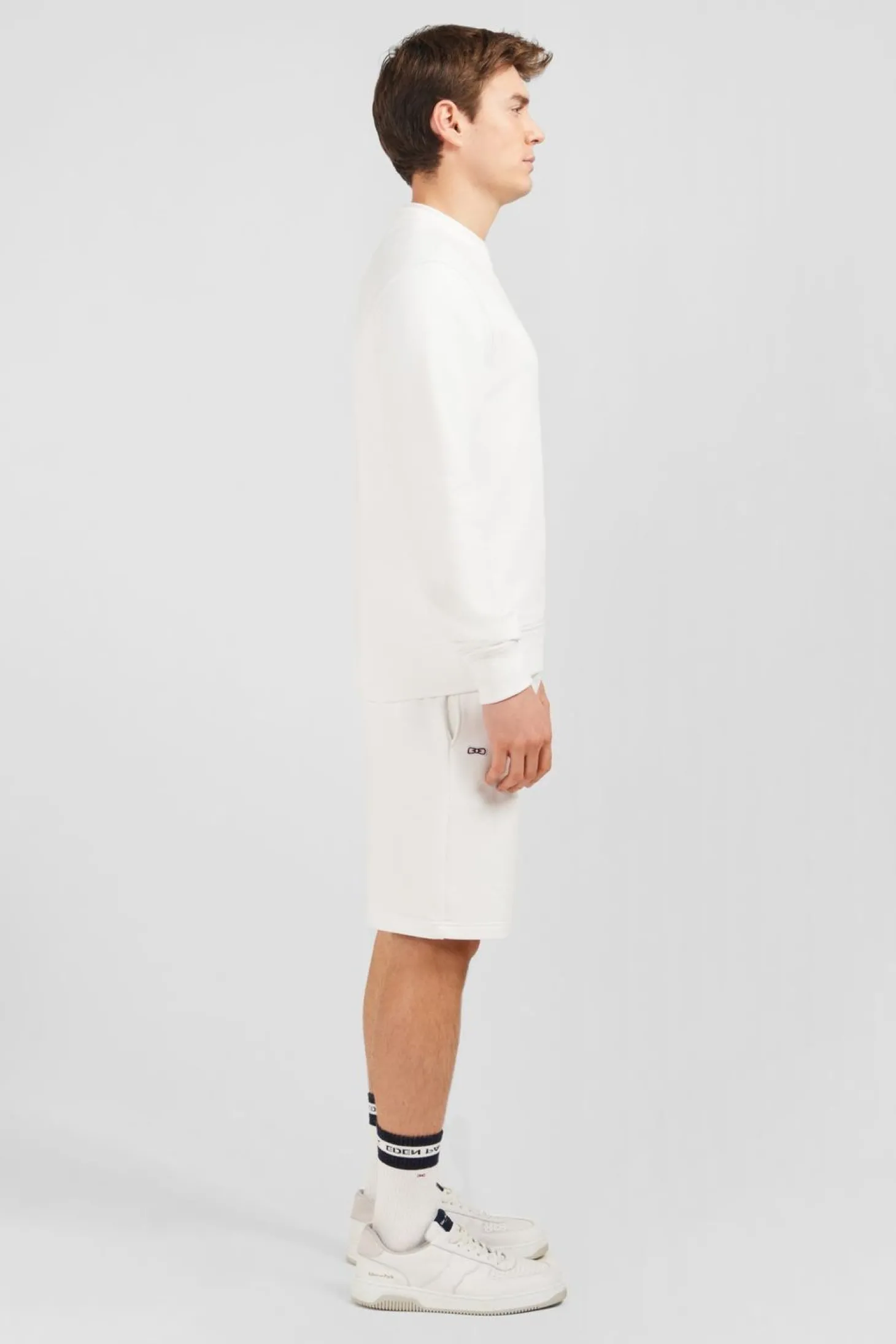 Sweatshirt A Col Rond En Molleton Blanc Embleme Noeud Papillon