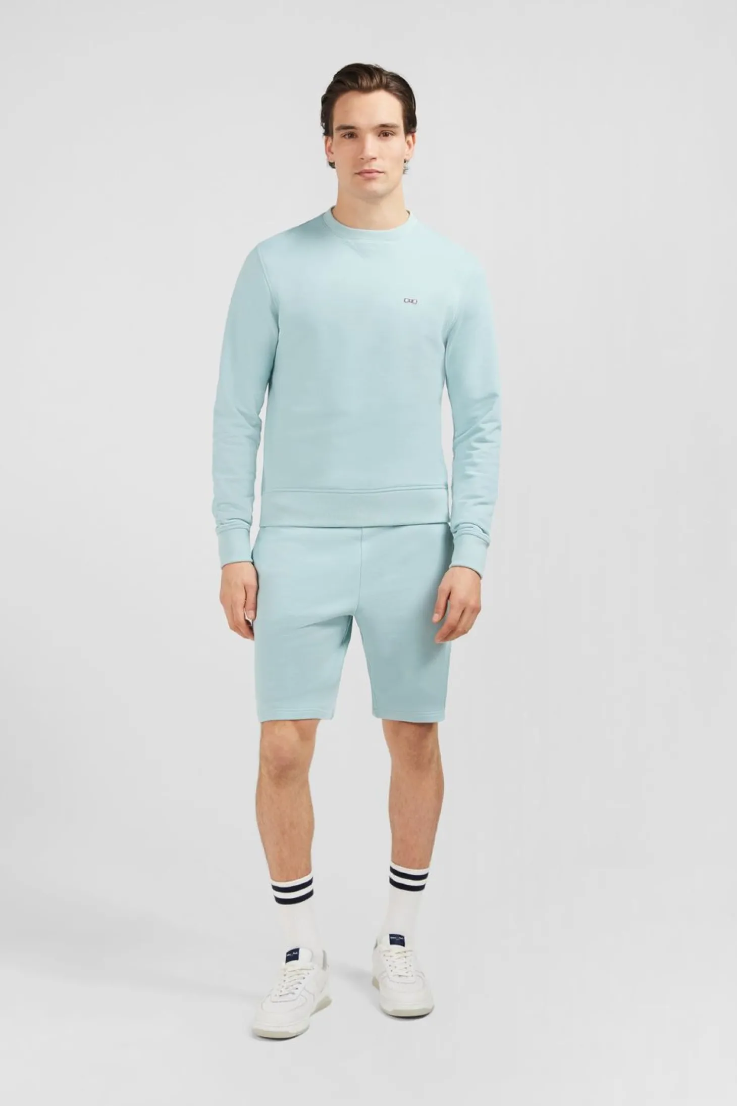 Sweatshirt A Col Rond En Molleton Vert Embleme Noeud Papillon