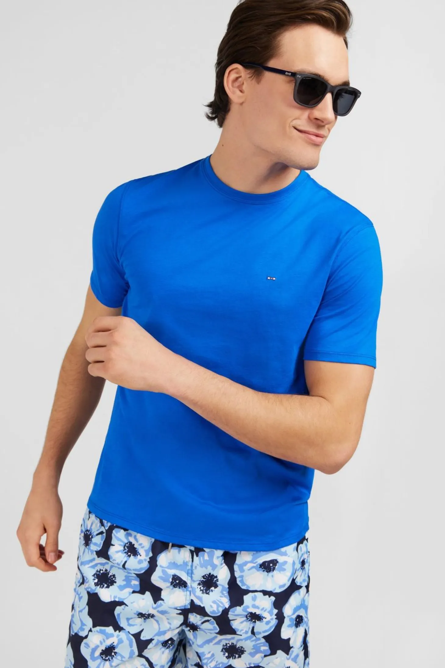T-Shirt Bleu A Manches Courtes