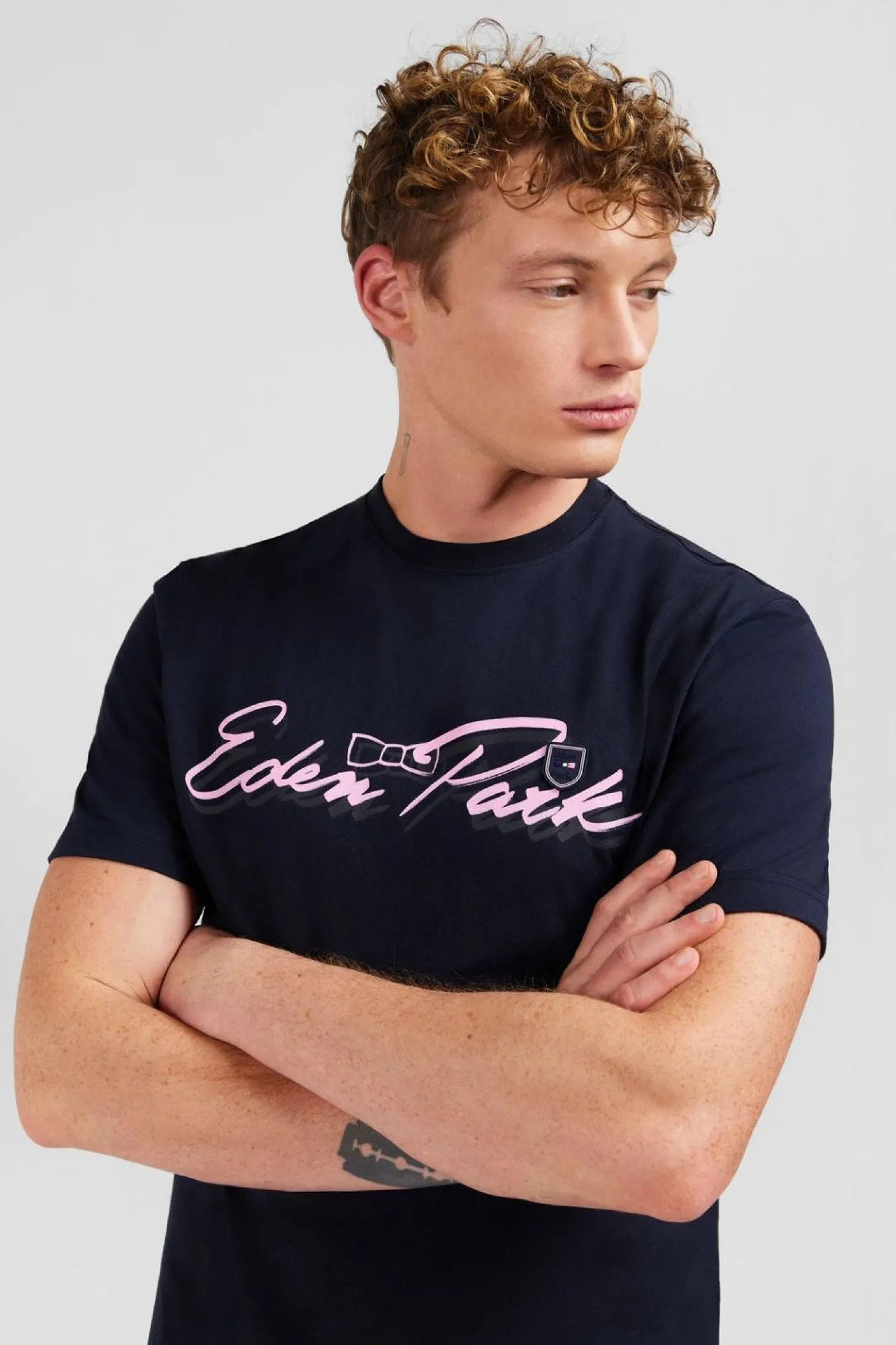 T-Shirt Bleu Fonce A Double Inscription Eden Park