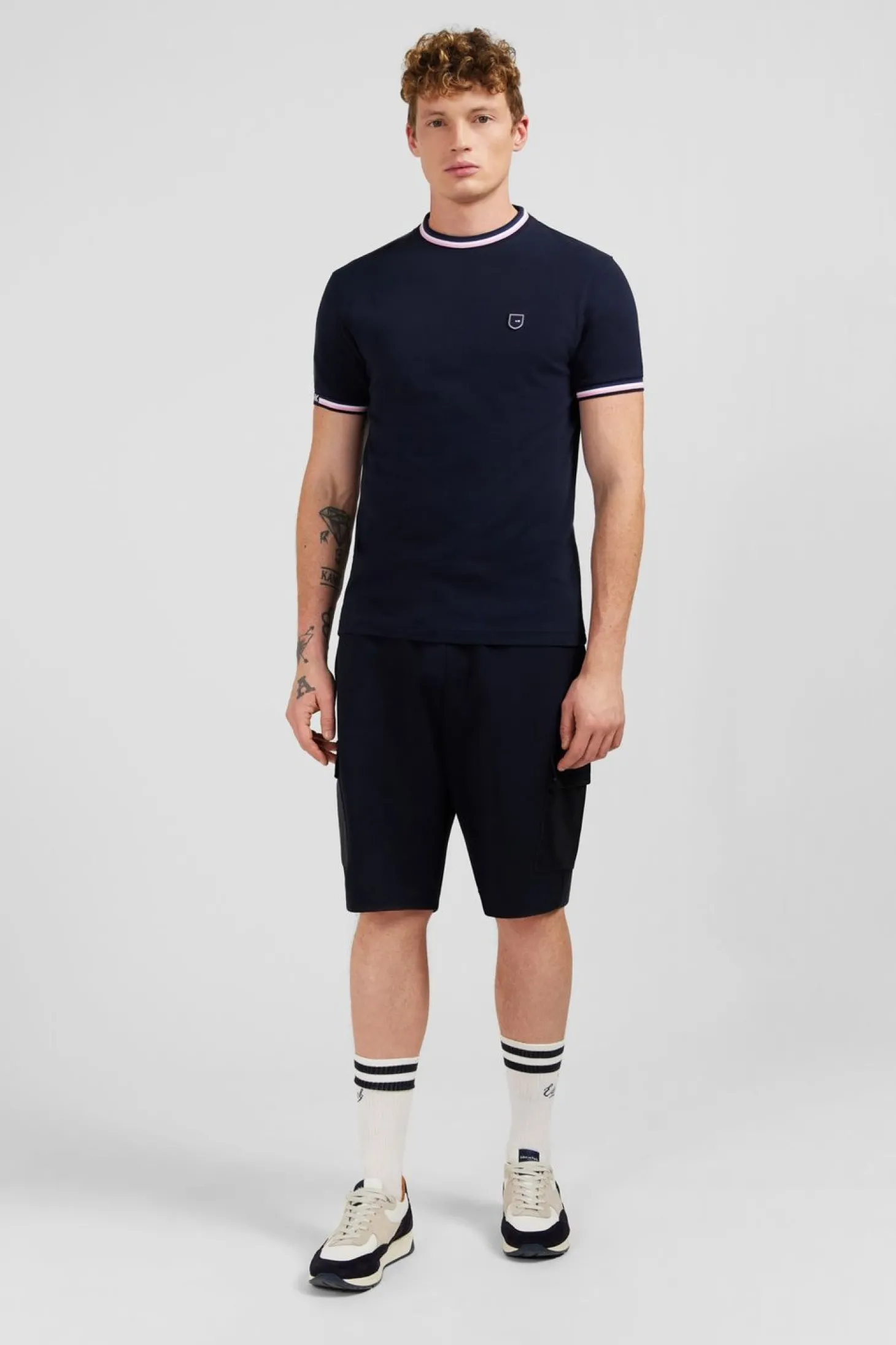 T-Shirt Bleu Marine A Manches Courtes