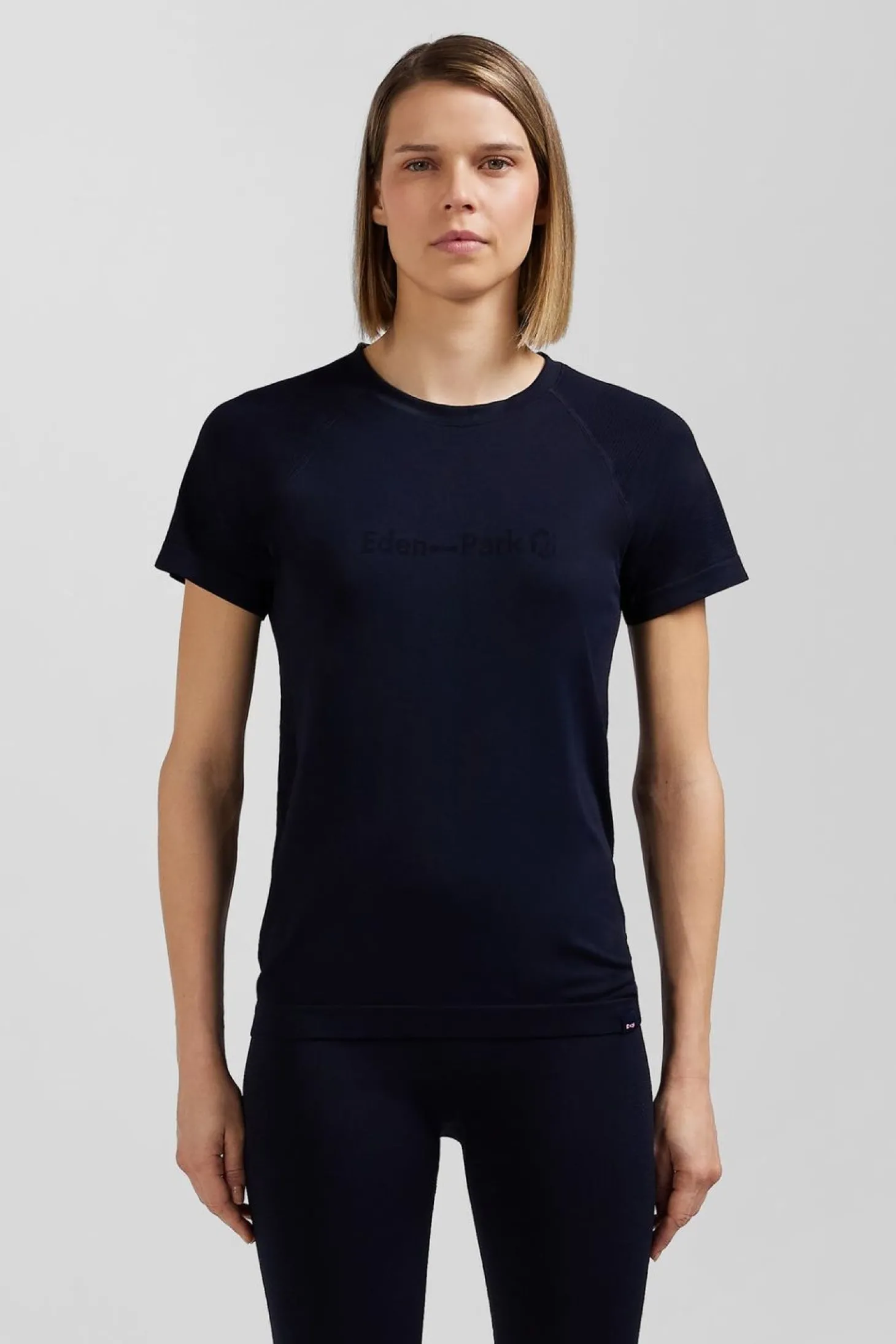T-Shirt De Sport Manches Courtes A Details Cercles Bleu Marine