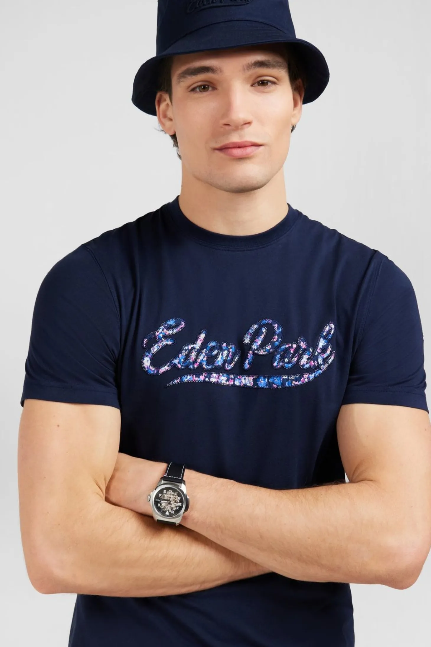 T-Shirt Uni Bleu Fonce A Inscription Eden Park